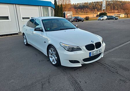 BMW 525i A -