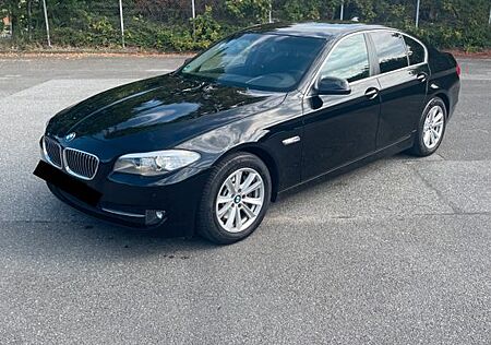 BMW 530d xDrive nur 132.000 km TÜV 04/27