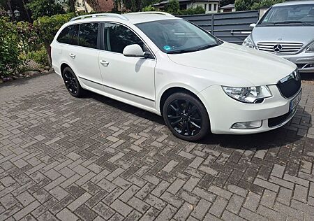 Skoda Superb 1.4 TSI Family Combi Family
