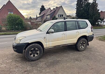 Toyota Land Cruiser 3.0 D-4D Schalter*Klima*2-Sitzer