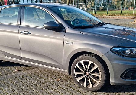 Fiat Tipo 1.4 T-Jet LOUNGE LOUNGE