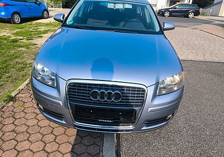 Audi A3 1.6 FSI S line Sportpaket plus Sportback ...