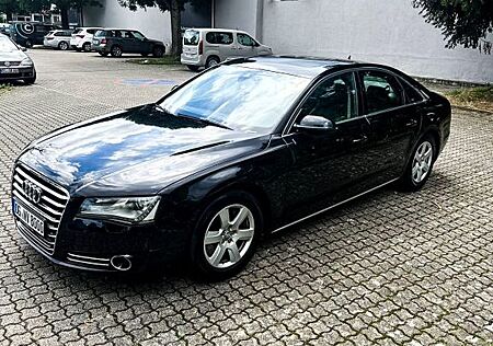 Audi A8 3.0 TDI tiptronic quattro -