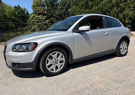 Volvo C30 1.8 Momentum- Leder.AHK.Xenon.