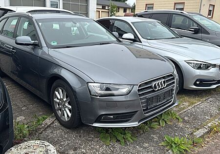 Audi A4 Avant Attraction