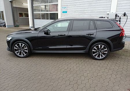 Volvo V60 CC V60 Cross Country B5 Benziner Pro AWD