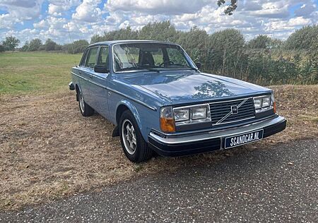 Volvo 244 2.1 GLE automatik