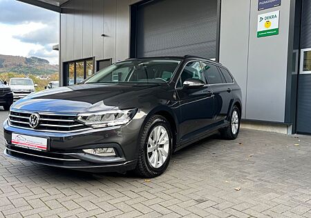 VW Passat Volkswagen Variant Business *DSG *AHK * APP *ACC