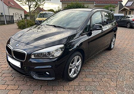 BMW 2er 218 Grand Tourer *TOP* Navi/AHK/LED/SHZ/PDC/
