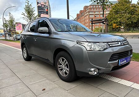 Mitsubishi Outlander ClearTec Invite 4WD 4x4 Automatik