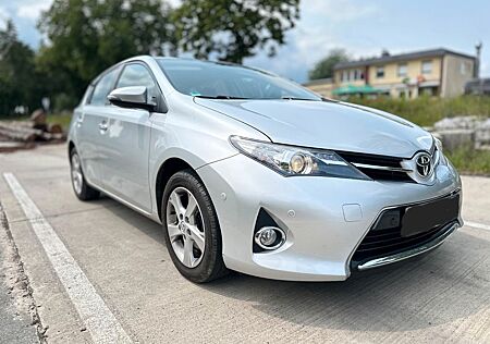 Toyota Auris START Edition 1,6-l-Valvematic START E...