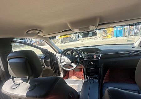 Mercedes-Benz E 350 BlueTEC AVANTGARDE Autom. AVANTGARDE