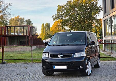 VW T5 Multivan Volkswagen 2.5 TDI Highline 19 Zoll