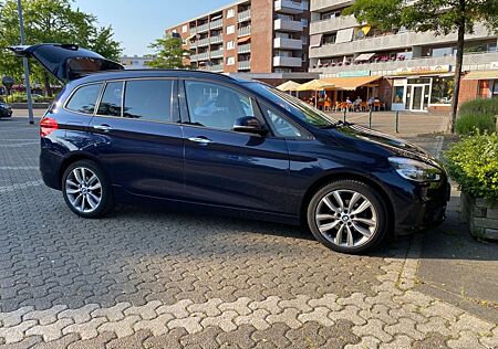 BMW 216d Gran Tourer Leder*NAVI*LED*AHK*PDC