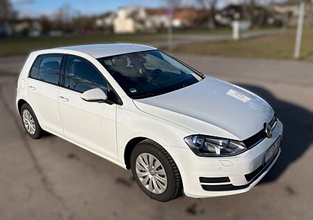 VW Golf Volkswagen 7 1.2 TSI BMT Trendline 81KW EZ 1.2015