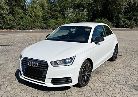 Audi A1 TFSI, Alu, Allwetter, Bluetooth, SHZ, TÜV neu