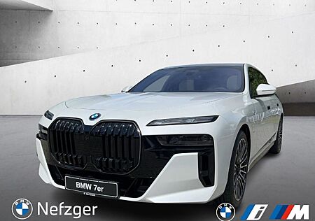 BMW 750 e xDrive Limousine M Sport Leder Park-Assist