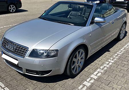 Audi S4 4.2 tiptronic quattro Cabriolet - TÜV neu