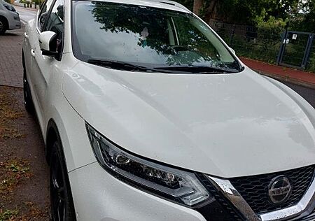 Nissan Qashqai 1.3 DIG-T DCT 159PS Tekna Tekna