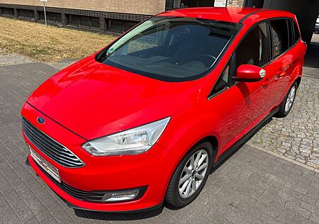Ford Grand C-Max 2,0TDCi PowerShift Titanium *2.Hand*