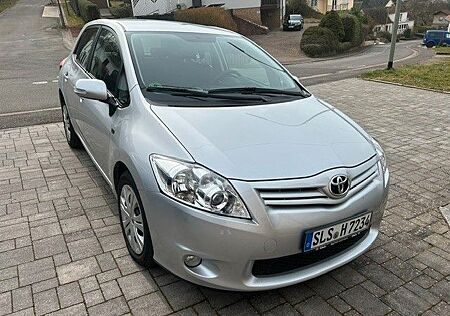Toyota Auris 1,6 Life +