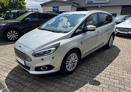 Ford S-Max Business "vorbereitet für Privat"