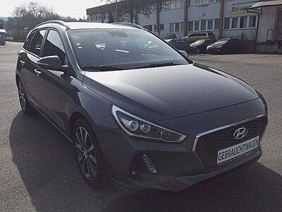 Hyundai i30 - Kamera | LED-Scheinwerfer | Sitzheizung