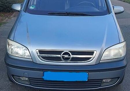 Opel Zafira 1.6 -