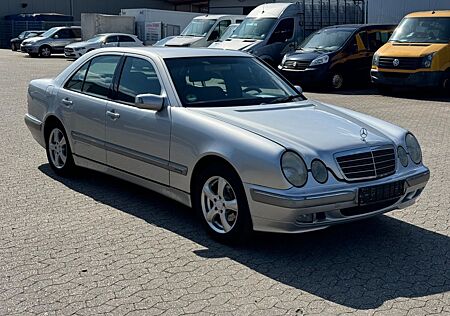 Mercedes-Benz E 200 Automatik aus 1.Hand & Scheckheftgepflegt