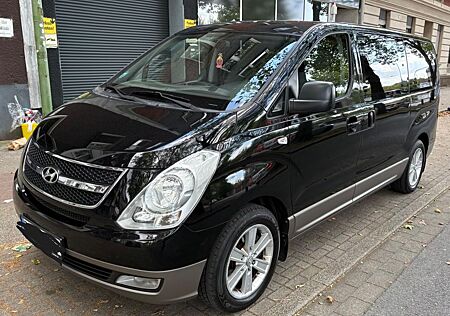 Hyundai H-1 Starex