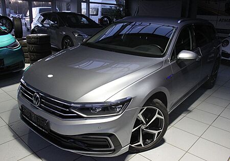 VW Passat Variant Volkswagen GTE/R-LINE/DSG/LEDER/AHK/HUD/STAN
