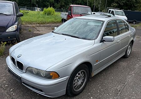 BMW 520i Sport Automatik Schiebedach