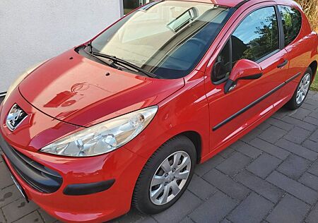 Peugeot 207 Rot