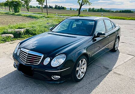 Mercedes-Benz E 350 AMG - Paket - 8 Fach bereift