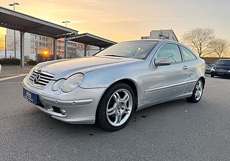 Mercedes-Benz C 230