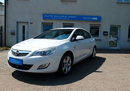 Opel Astra J Lim. 5-trg. Edition*Klima*Bluetooth*