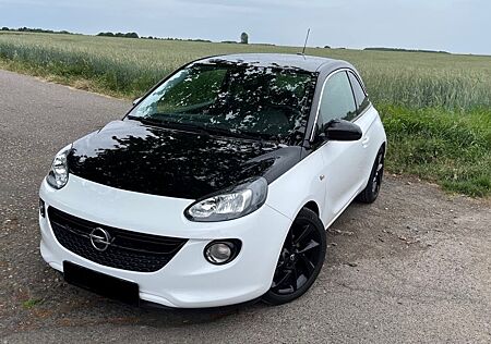 Opel Adam BLACK JACK 1.4 64kW BLACK JACK