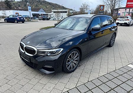 BMW 330 i T xDrive M Sport