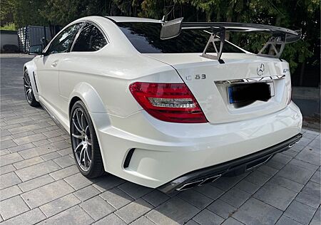 Mercedes-Benz C 63 AMG Coupé Black Series + Deutsches Fahrzeug