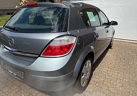 Opel Astra 1.4 Twinport -