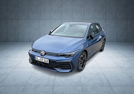 VW Golf Volkswagen VIII Lim. 1.5TSI DSG R-Line AHK+SOUND+BSD+