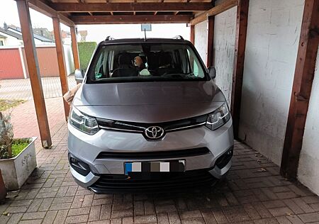 Toyota Pro Ace Proace City 1,2-l-Turbo 96kW L1 Executive Au...