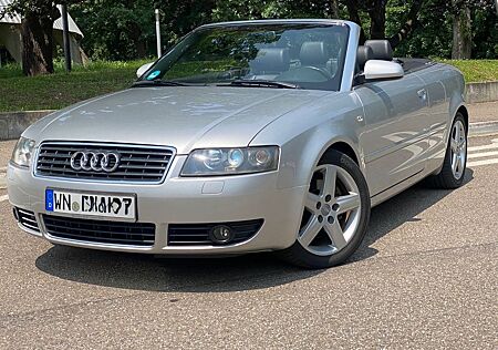 Audi A4 Cabriolet 2.4 V6 Automatik