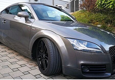 Audi TT Coupe 2.0 TFSI S tronic quattro -
