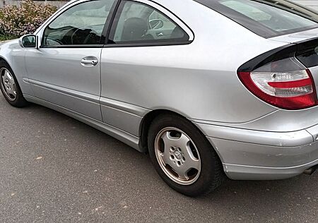 Mercedes-Benz C 180 C -Klasse Sportcoupe Kompressor