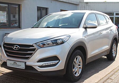 Hyundai Tucson blue Classic 2WD*Service Neu*AHK*