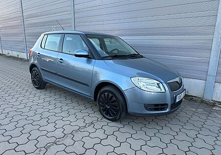 Skoda Fabia Ambiente,Klima, Tempomat