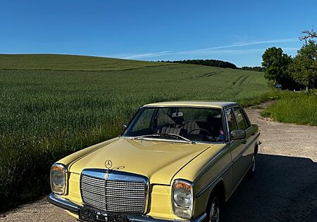 Mercedes-Benz 200 /8 Oldtimer H-Kennzeichen