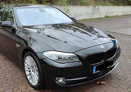 BMW 550i xDrive - HEADUP,Panorama,Softclose