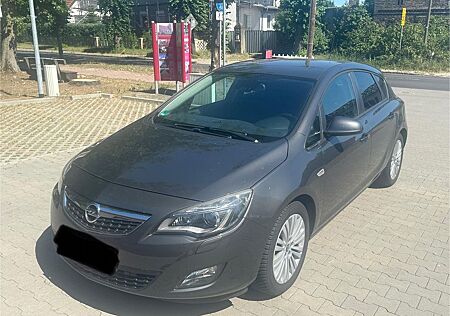 Opel Astra 1.4 Turbo Design Edition Automatik+Tip